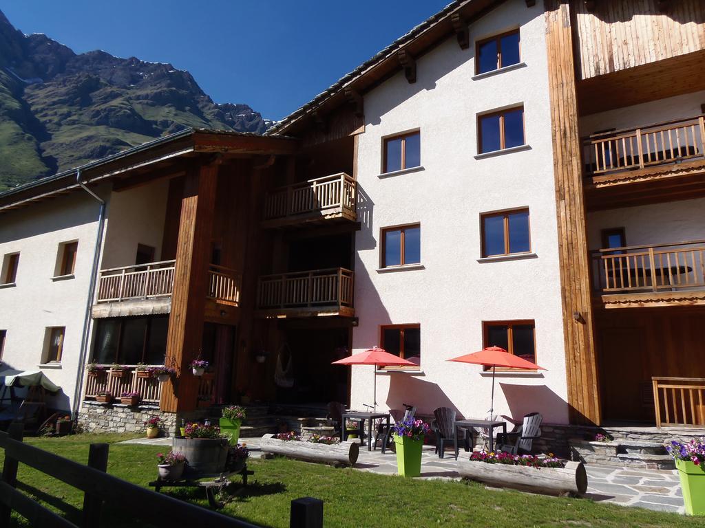 Chalet L'Aubepine Residence B&B Бессан Екстер'єр фото